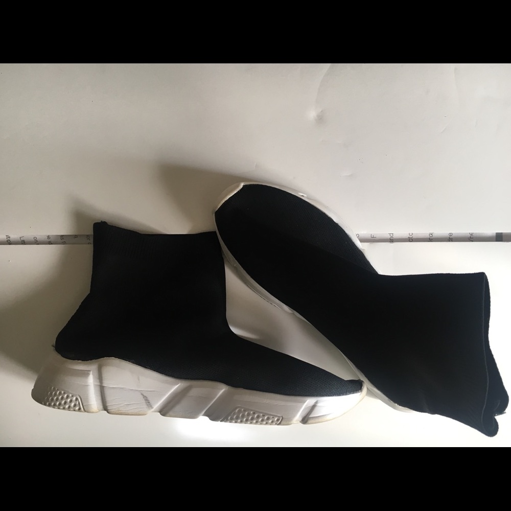 Sock-like Knit High Top Trainer - Picture 3 of 5